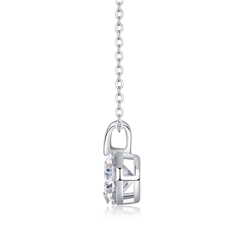 V-shaped - A Fashionable And Luxurious Diamond Jewelry Piece Set