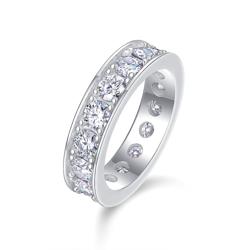 Flowing Clouds Convey Emotions - A Fashionable And Luxurious Jewelry Piece Set