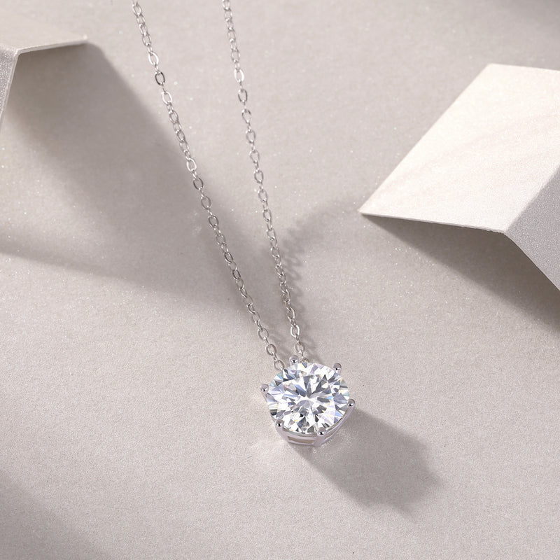 Afternoon Rose - A Fashionable And Luxurious Diamond Jewelry Pendant Set