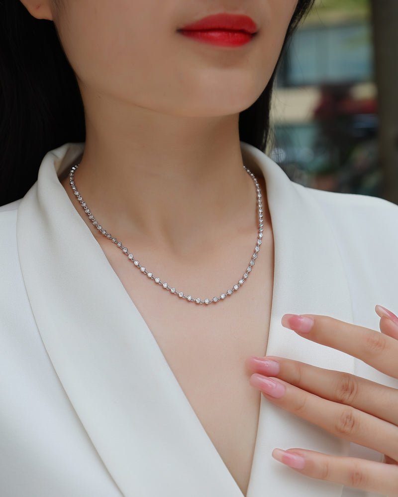 Heart-to-heart - A Fashionable And Luxurious Diamond Jewelry Pendant Set