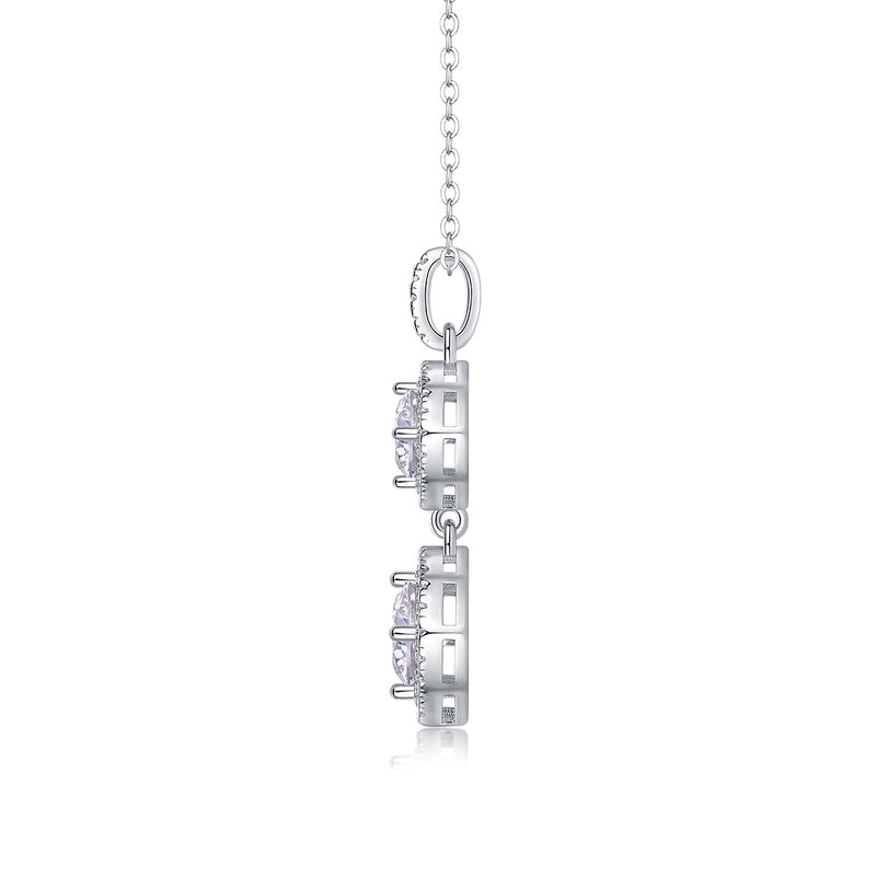 Snowy Wonderland - A Fashionable And Luxurious Diamond Jewelry Pendant Set