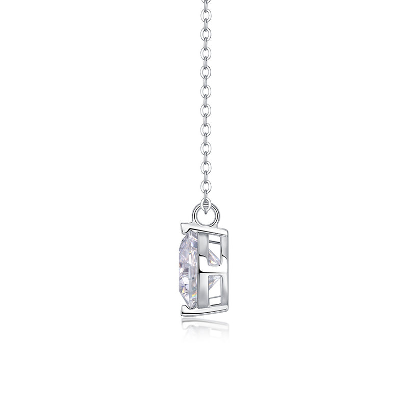 Time Lasts - A Fashionable And Luxurious Diamond Jewelry Pendant Set
