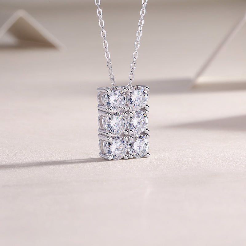Grand Round - A Fashionable And Luxurious Diamond Jewelry Piece Set