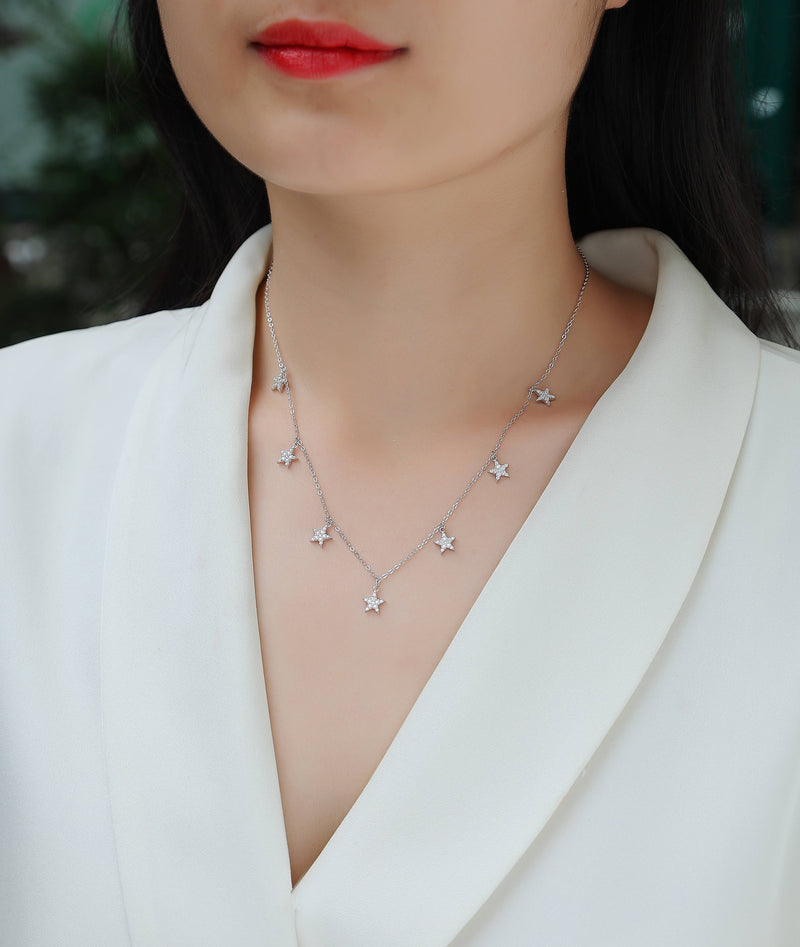 Star Love - A Fashionable And Luxurious Diamond Jewelry Pendant Set