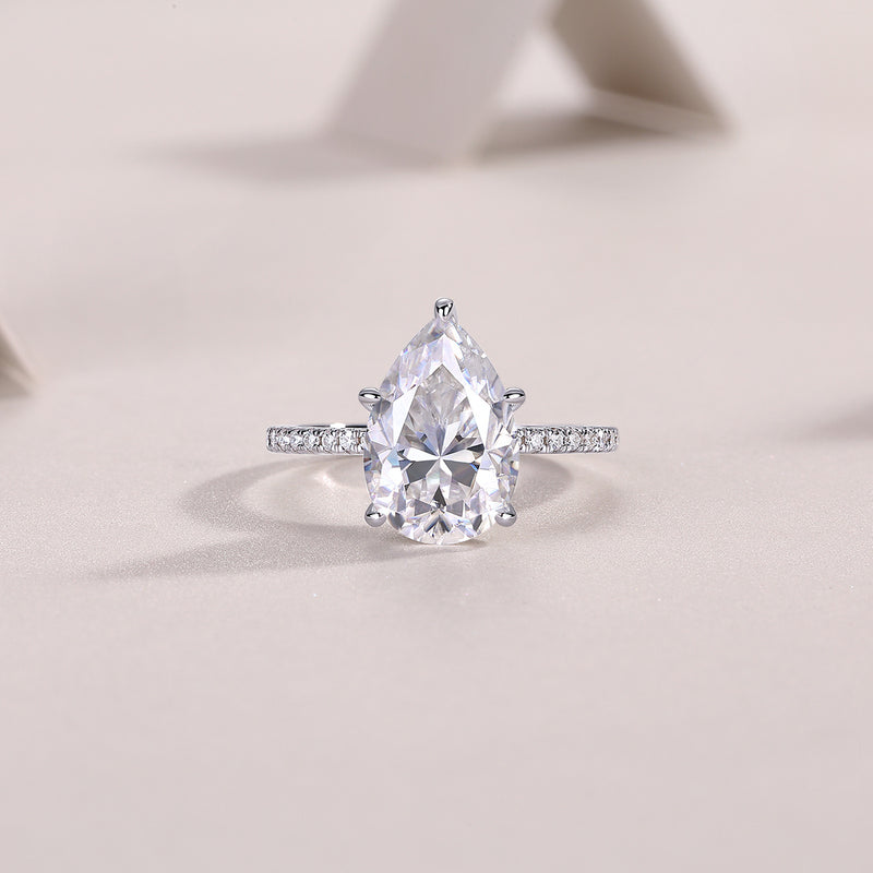 Light And Shadow - A Fashionable Diamond Jewelry Piece Set