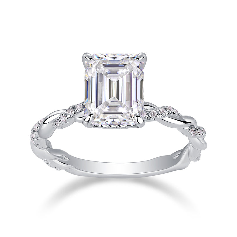 Chasing Light - A Fashionable Diamond Jewelry Piece Set