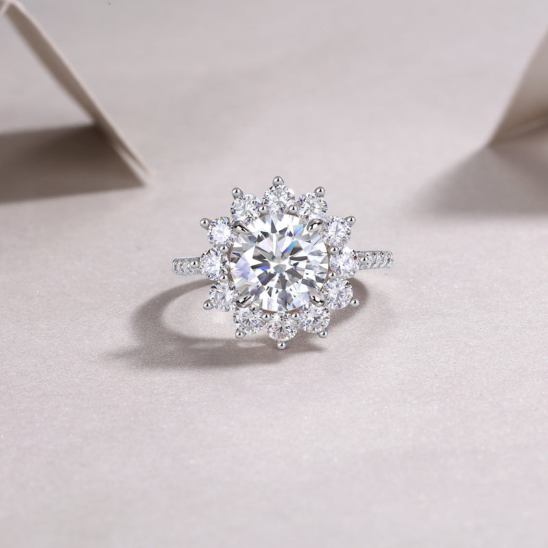 Sunflower - A Fashionable Diamond Jewelry Piece Set