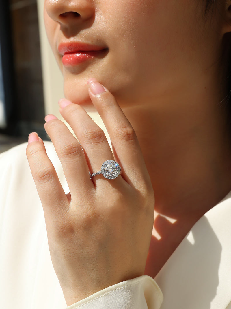 Starlight Shining - A Fashionable Jewelry Ring Set