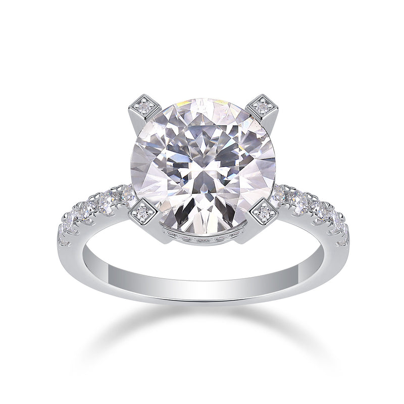 Radiant - A Fashionable And Luxurious Jewelry Piece Set
