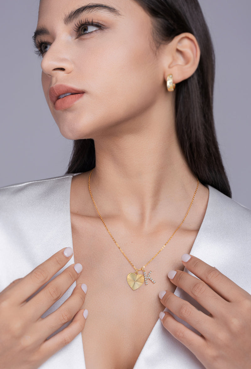 Heart Secret - A Fashionable And Trendy Necklace Pendant Diamond Jewelry Necklace Set