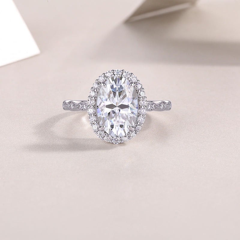Bright Moon - A Fashionable Diamond Jewelry Piece Set