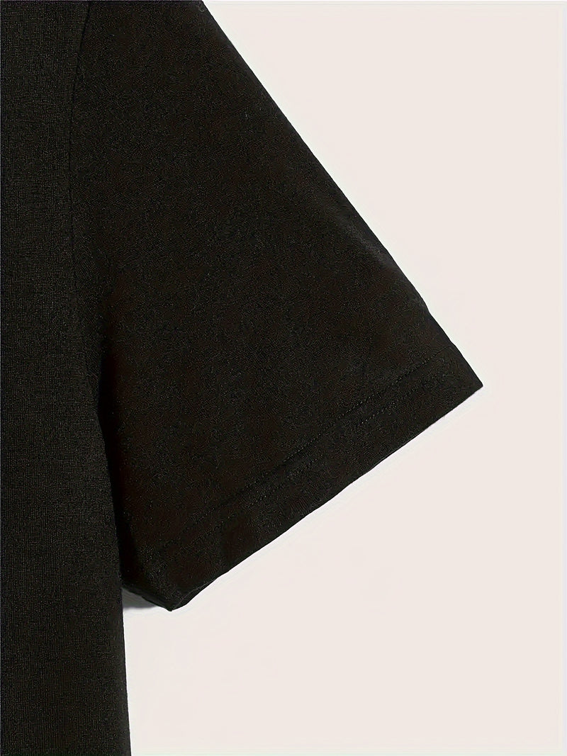 This Is A Men's Casual Round Neck Plus Size T-shirt