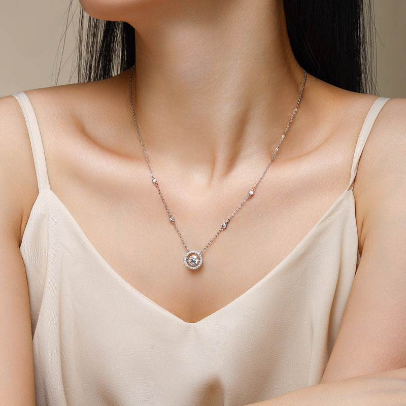 Mobius - A Fashionable And Luxurious Diamond Jewelry Piece Set
