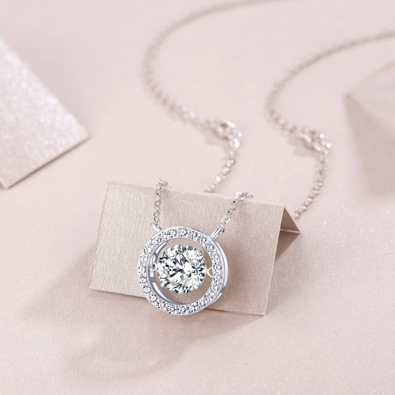 Mobius - A Fashionable And Luxurious Diamond Jewelry Piece Set