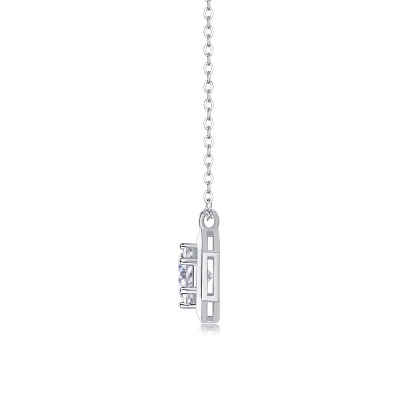 Geometric - A Fashionable And Luxurious Diamond Jewelry Pendant Set