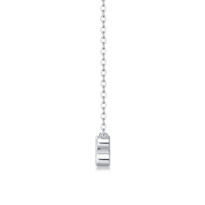 White Dew - A Fashionable And Luxurious Diamond Jewelry Pendant Set
