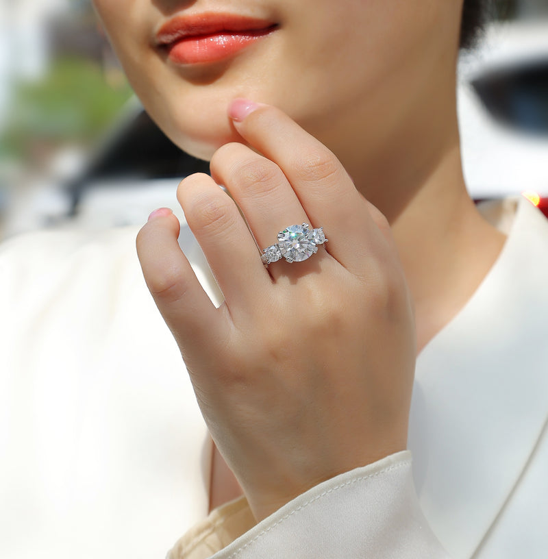 Dazzling Stars - A Fashionable And Luxurious Jewelry Piece Set