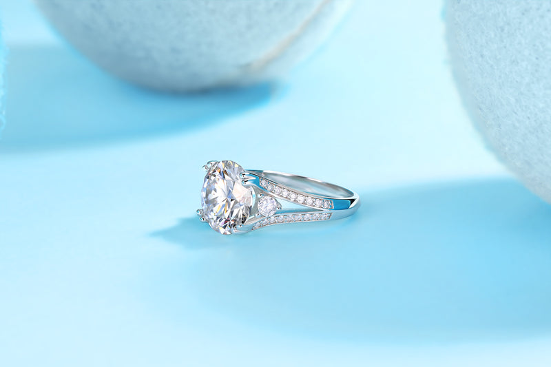 Luxurious Jewelry Piece Set With 5-carat Moissanite S925 Sterling Silver And Platinum-plated Diamond
