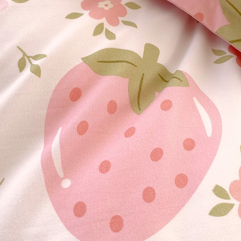 3 Piece Strawberry Duvet Cover