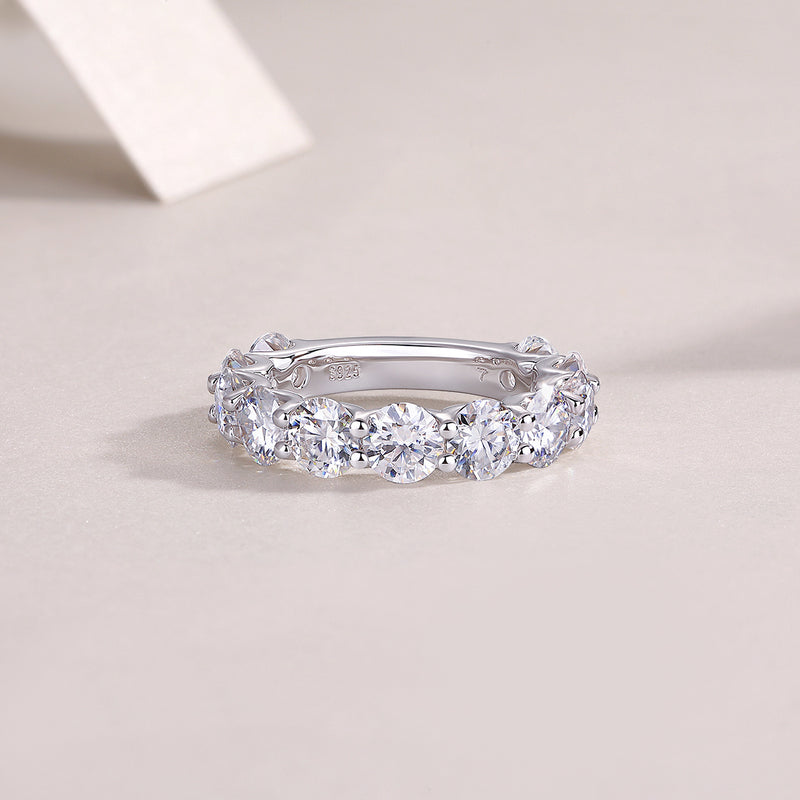 Dazzling Moments - A Fashionable And Luxurious Jewelry Accessory Set