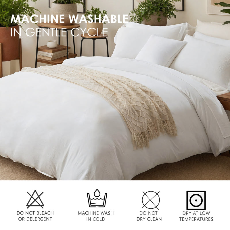 Three-piece Bedding Set With Solid Color Quilt Cover And Pillowcase