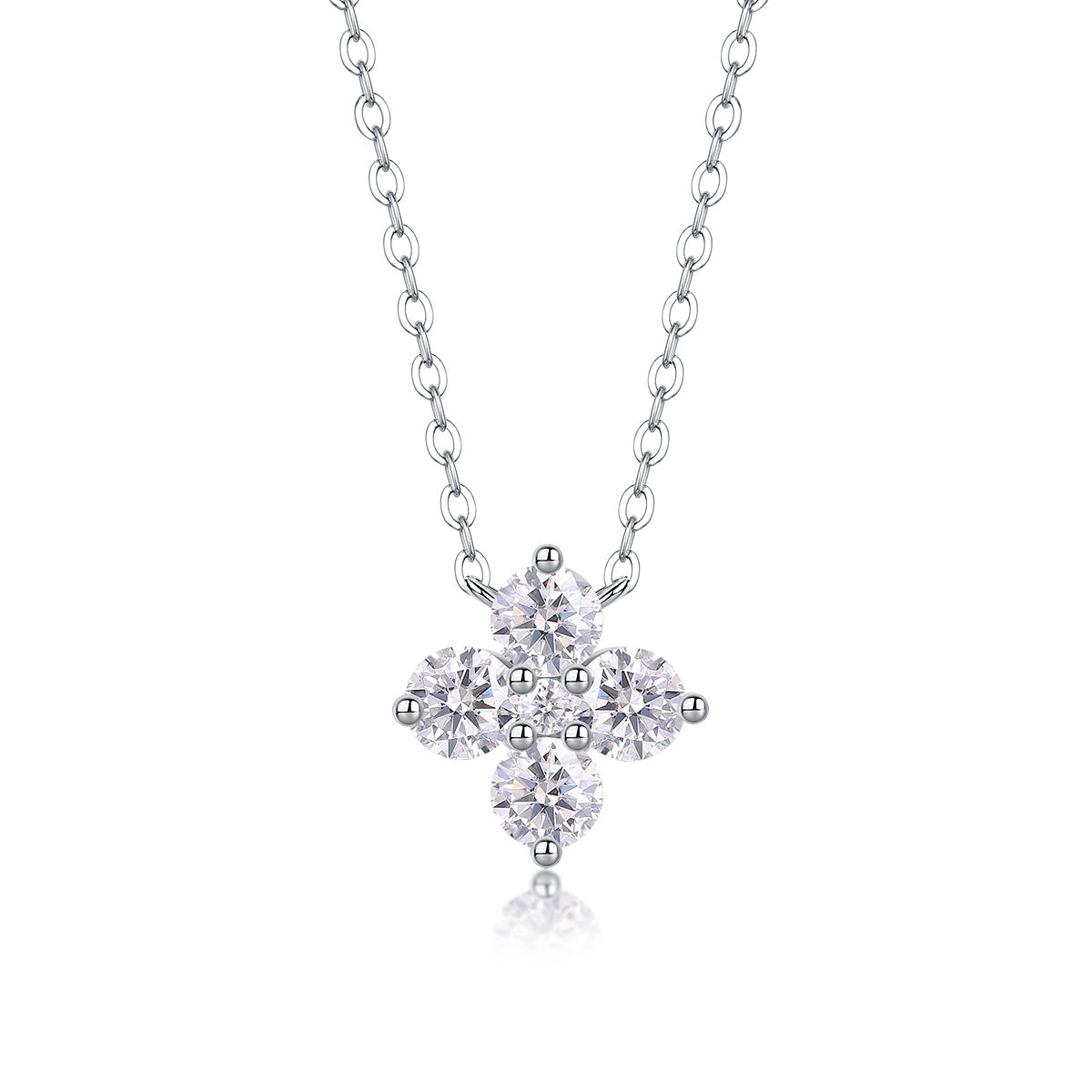 Lucky Four-leaf Clover - A Fashionable And Luxurious Diamond Jewelry Pendant Set