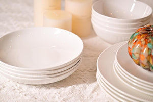 Dandilion Bone China Dinnerware Set, 16 Pieces, Service For 4, Plates, Dishes, Bowls Set