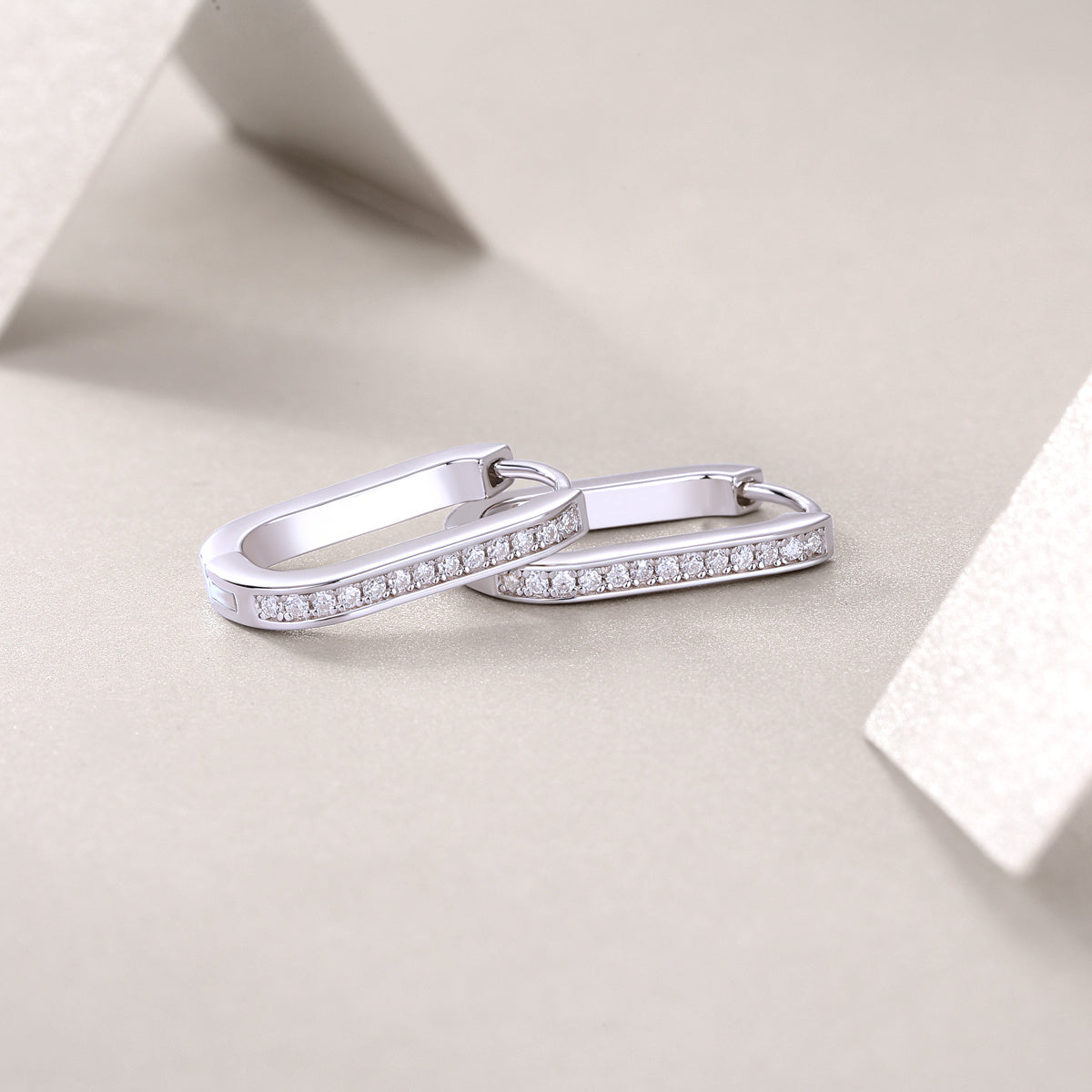 Reincarnation - Fashionable And Luxurious Diamond Jewelry