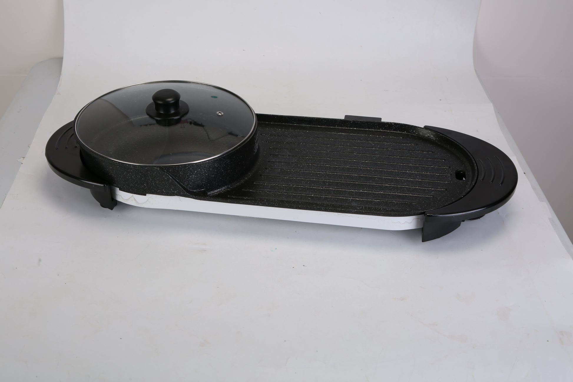 2200W  2 In 1 Electric Hot Pot With BBQ Grill Cooker