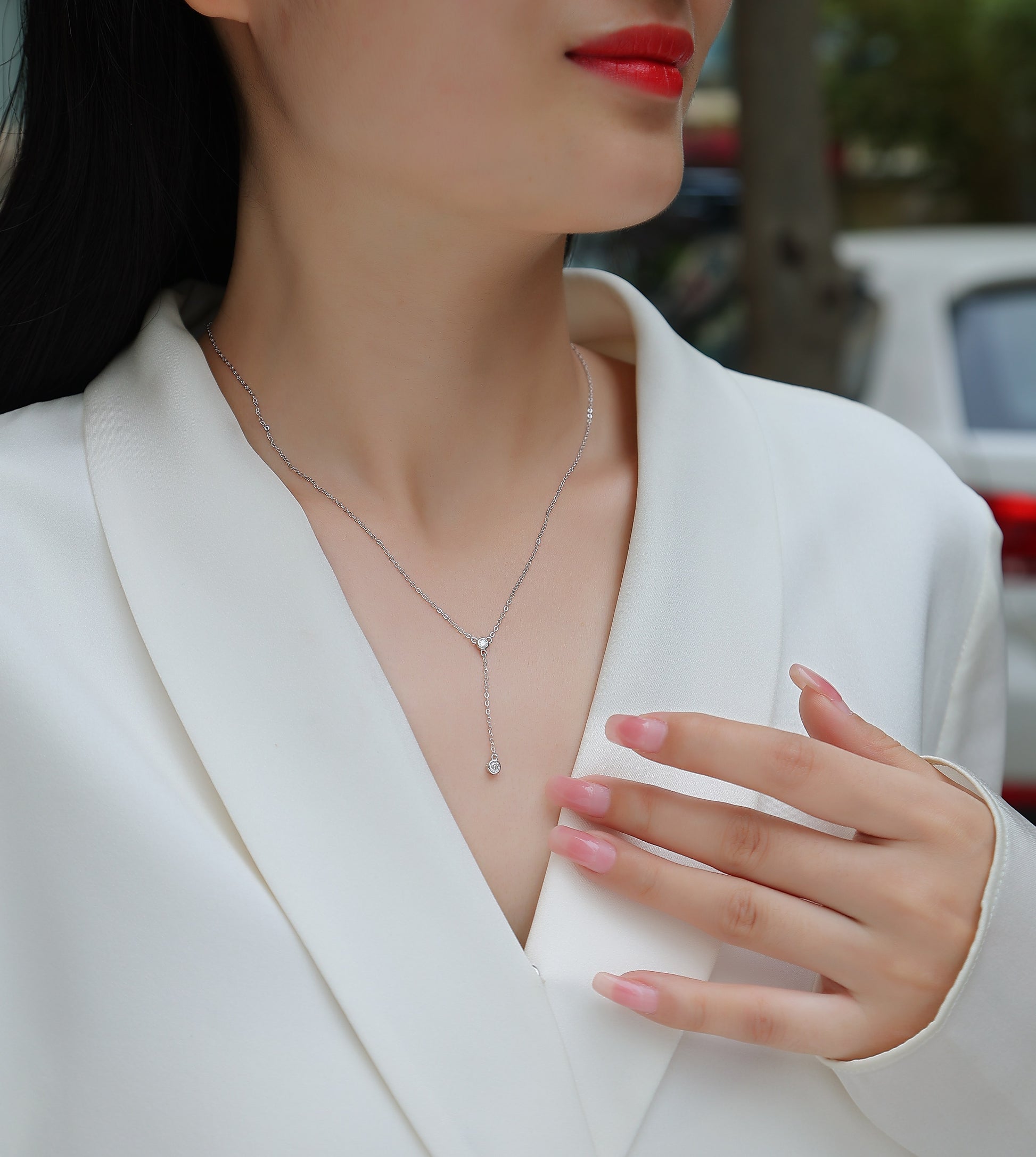 Tassel - A Fashionable And Luxurious Diamond Jewelry Pendant Set