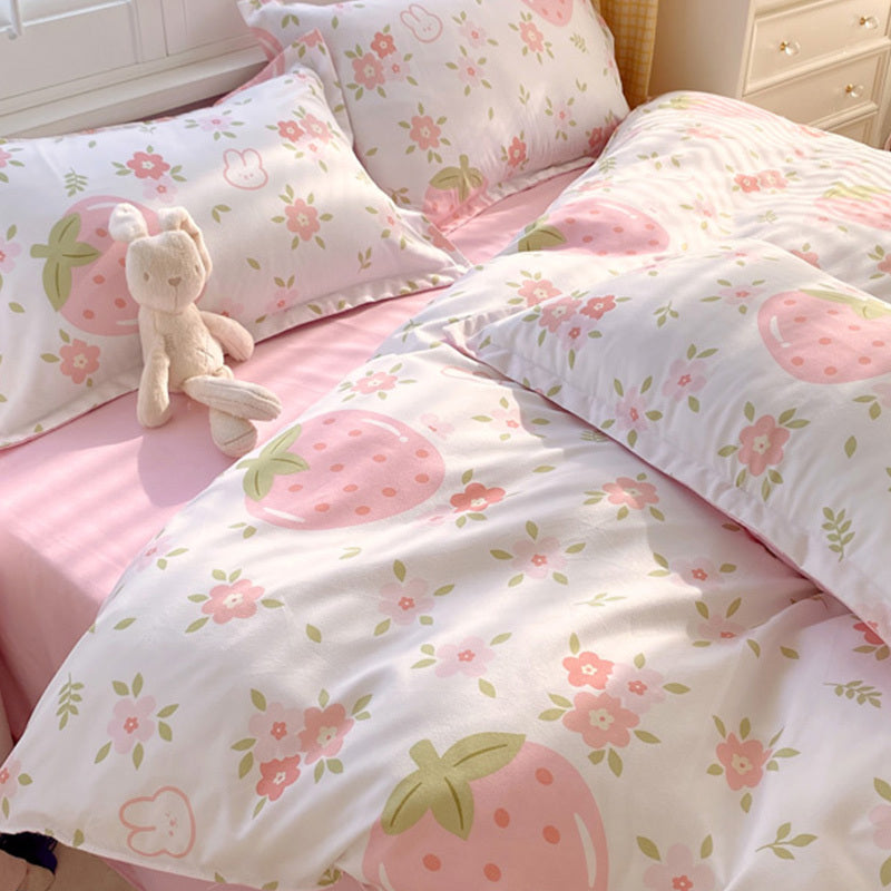 3 Piece Strawberry Duvet Cover
