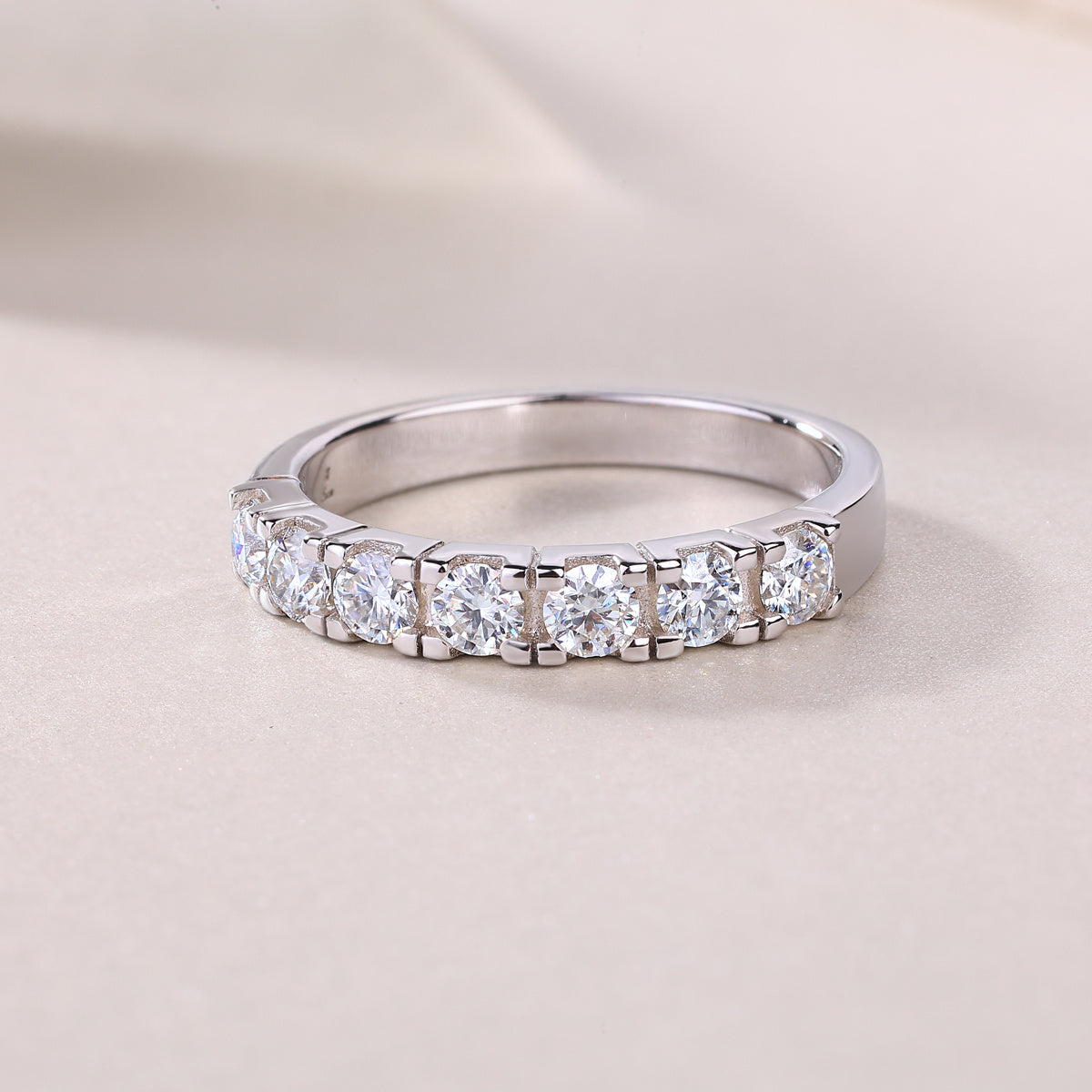 LUCKY 7- A Fashionable And Luxurious Jewelry Piece Set
