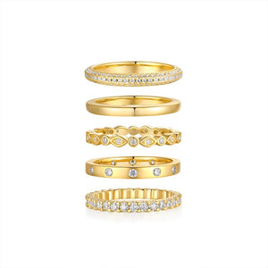 Gold Ring - A Fashionable Men's And Women's Ring And Jewelry Piece Set