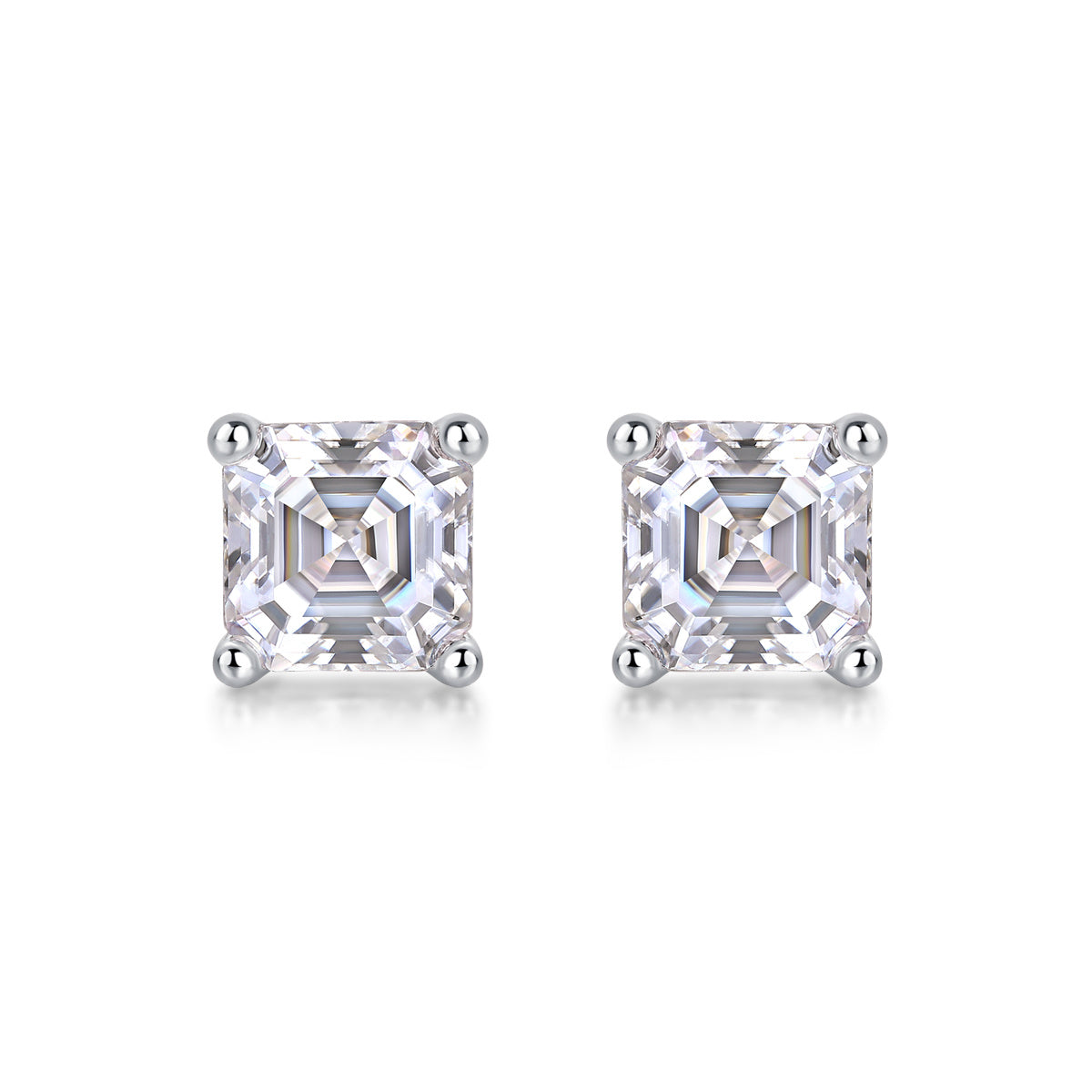 Unrestrained - A Fashionable And Luxurious Diamond Jewelry Piece Set