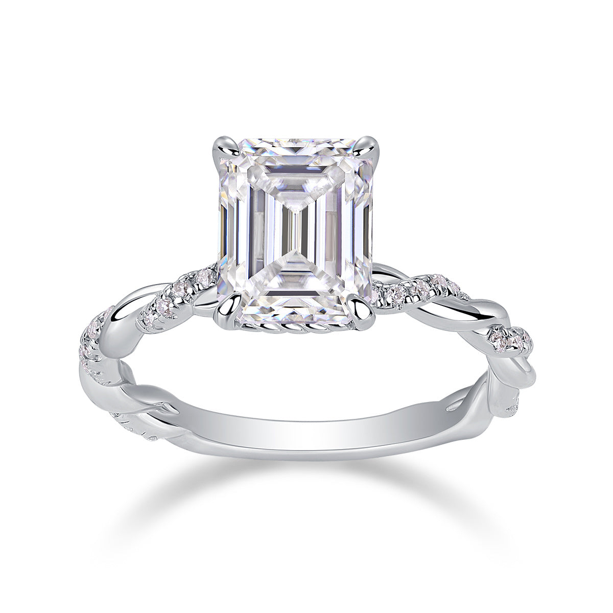 Chasing Light - A Fashionable Diamond Jewelry Piece Set