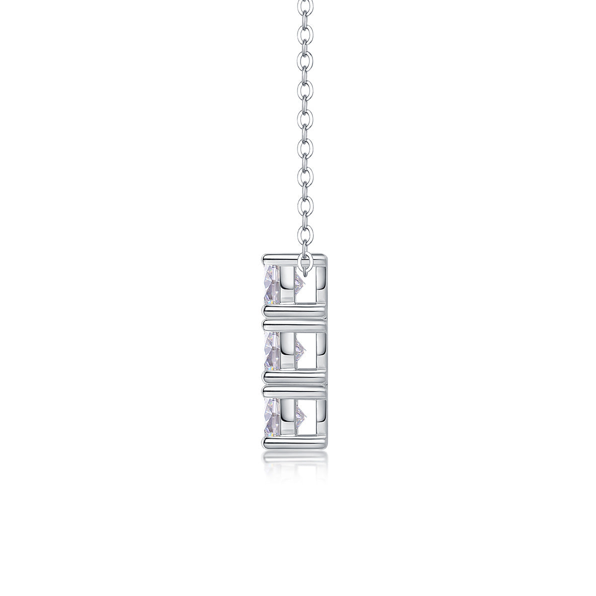 Grand Round - A Fashionable And Luxurious Diamond Jewelry Piece Set