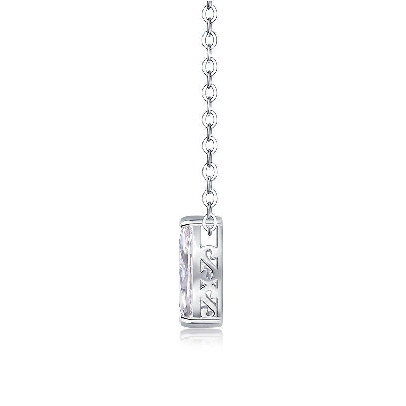 A Fashionable Jewelry Pendant Set