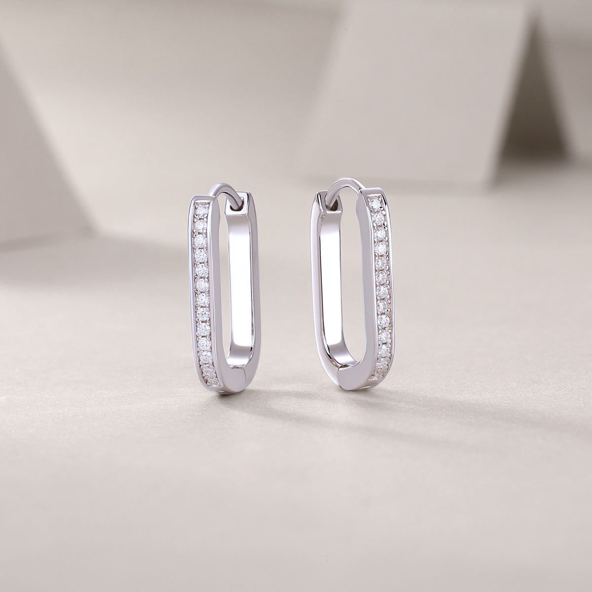 Reincarnation - Fashionable And Luxurious Diamond Jewelry