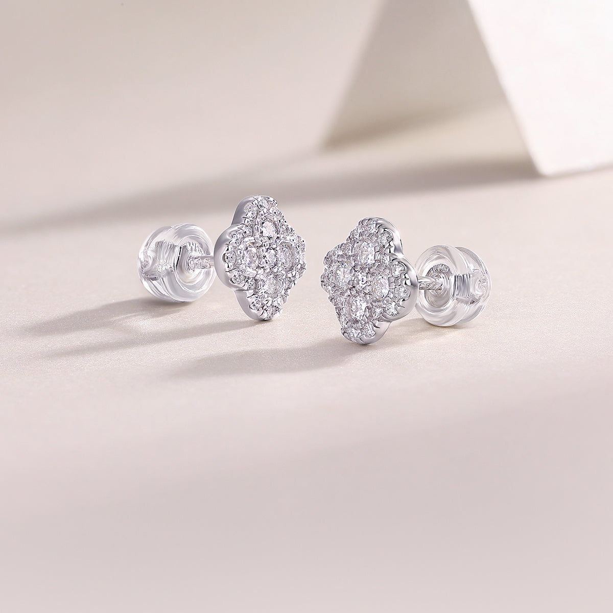 Ningxiang - Fashionable And Luxurious Diamond Jewelry Earrings Set