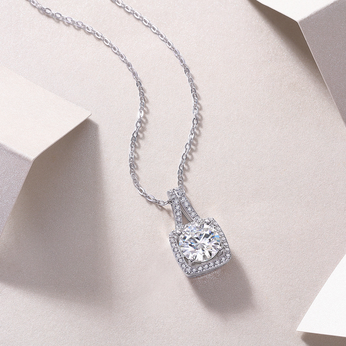 Small Square Diamond - A Fashionable And Luxurious Diamond Jewelry Piece Set