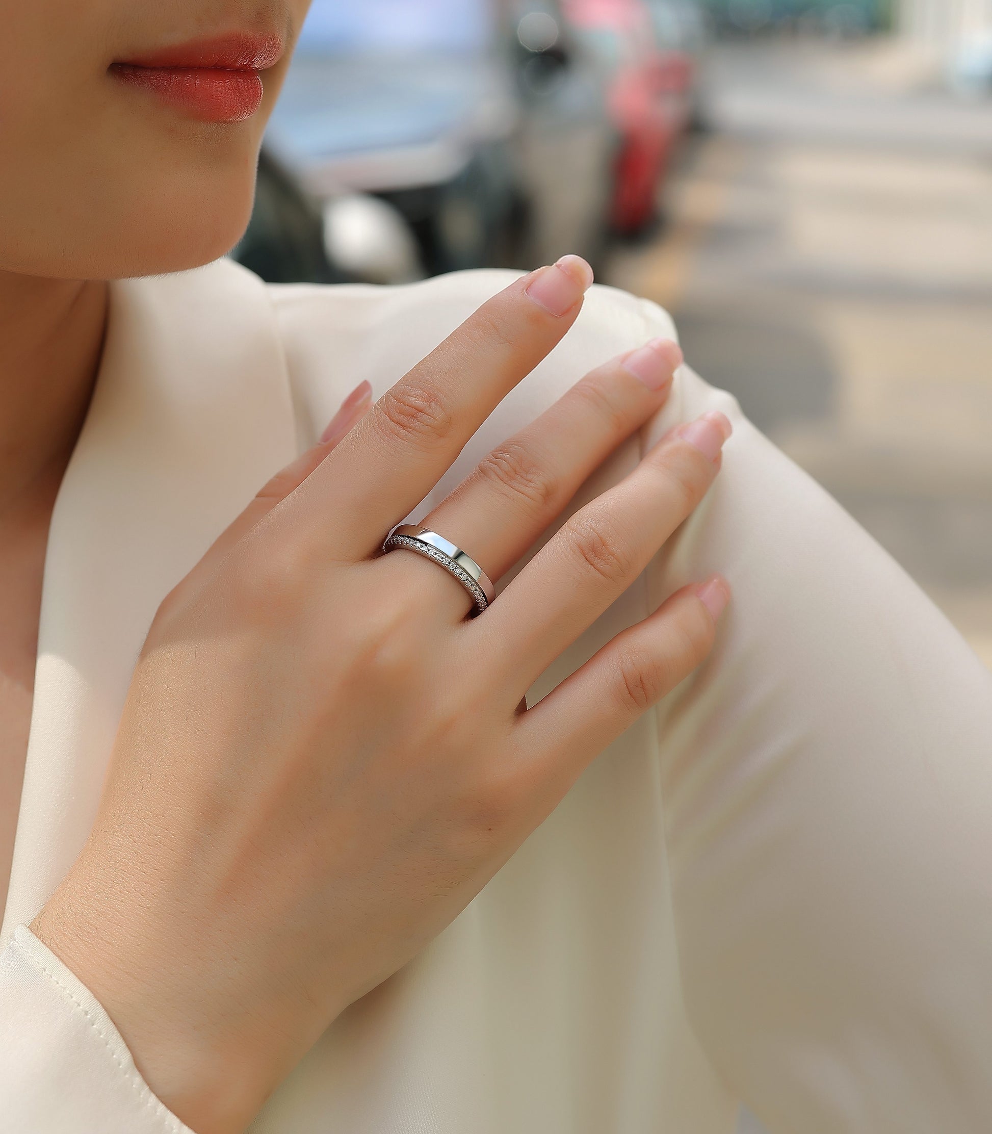 Double Ring Shadow - A Fashionable And Luxurious Jewelry Piece Set