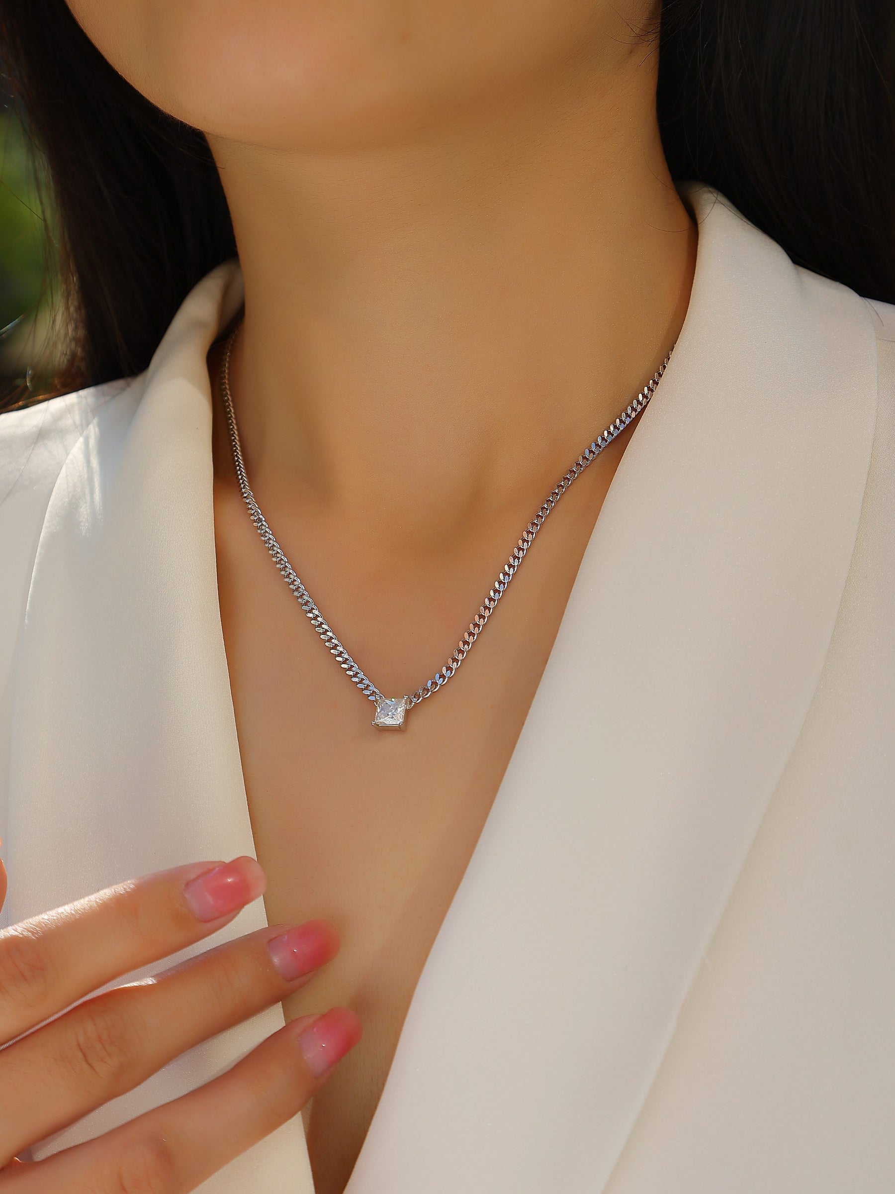 Zhang Yang - A Fashionable And Luxurious Diamond Jewelry Pendant Set With Square Moissanite S925 Sterling Silver