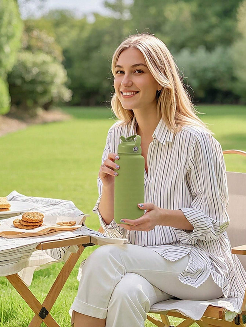 Sports Water Bottle With Portable Handle