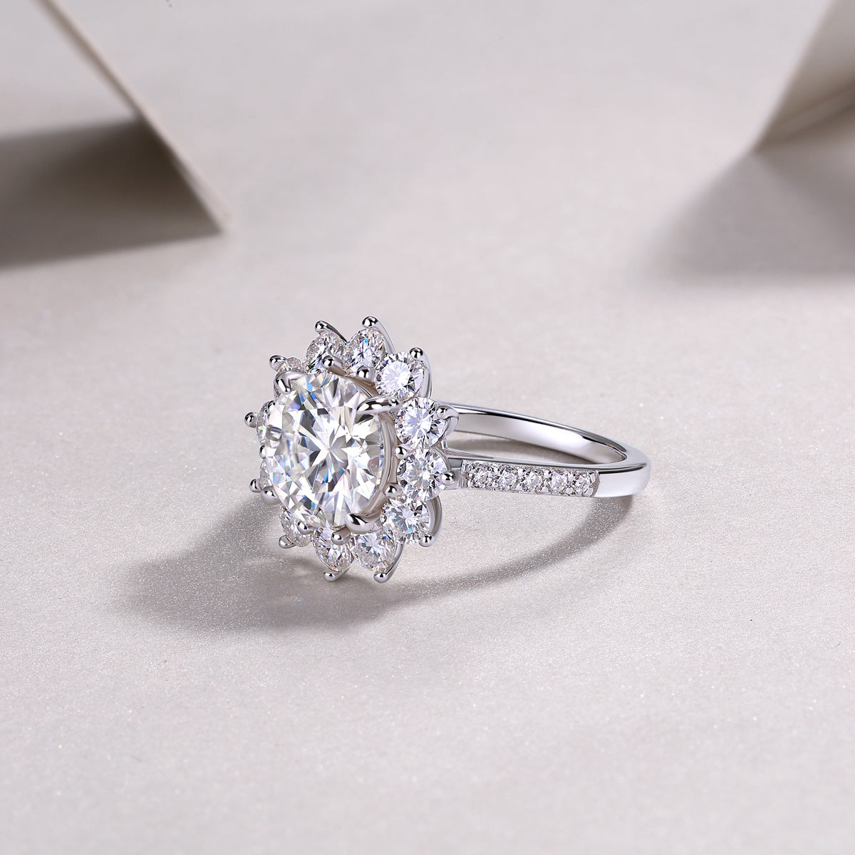 Sunflower - A Fashionable Diamond Jewelry Piece Set