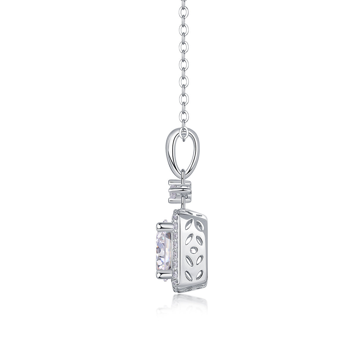 Innocence - A Fashionable And Luxurious Diamond Jewelry Piece Set