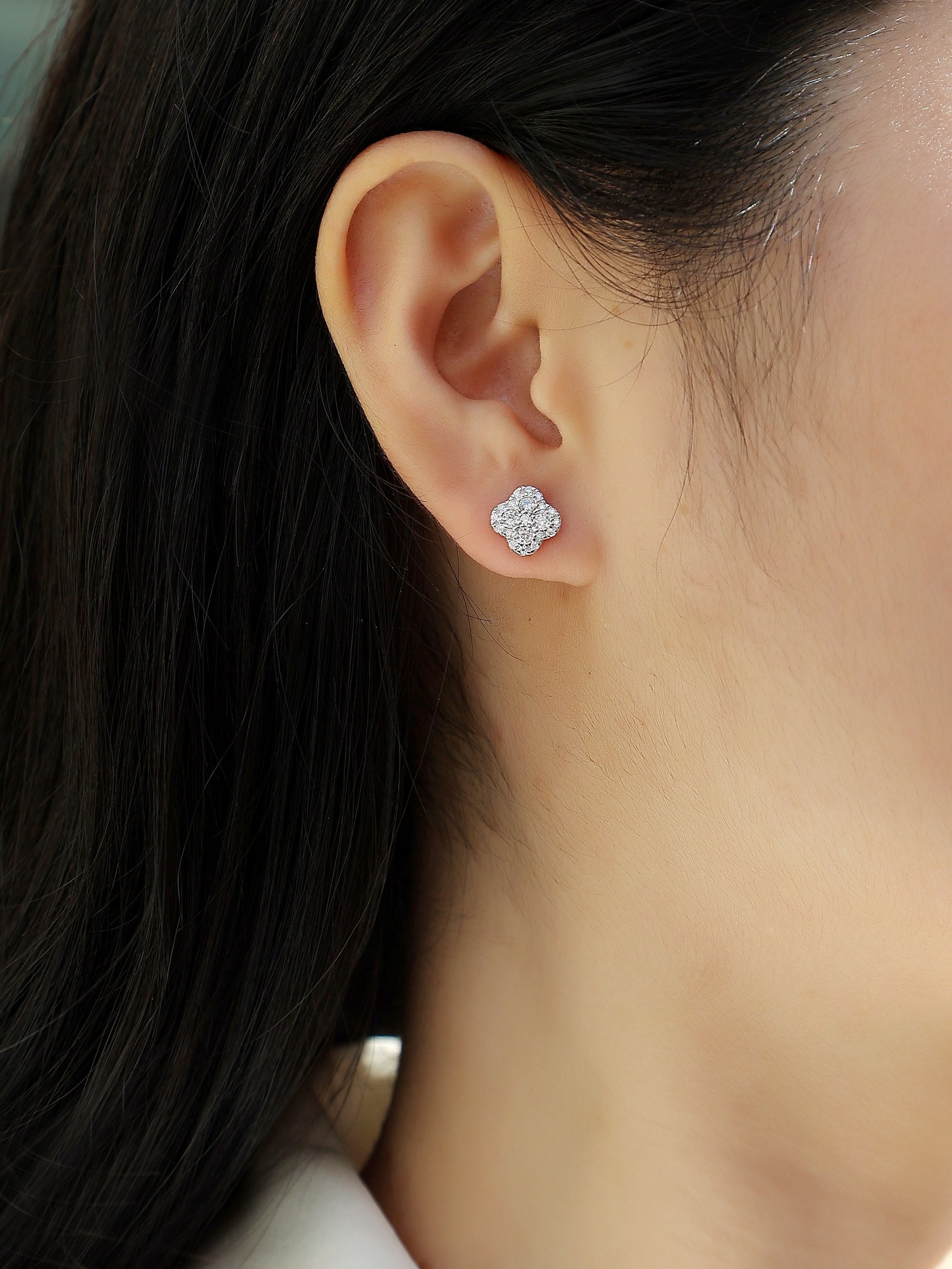 Ningxiang - Fashionable And Luxurious Diamond Jewelry Earrings Set