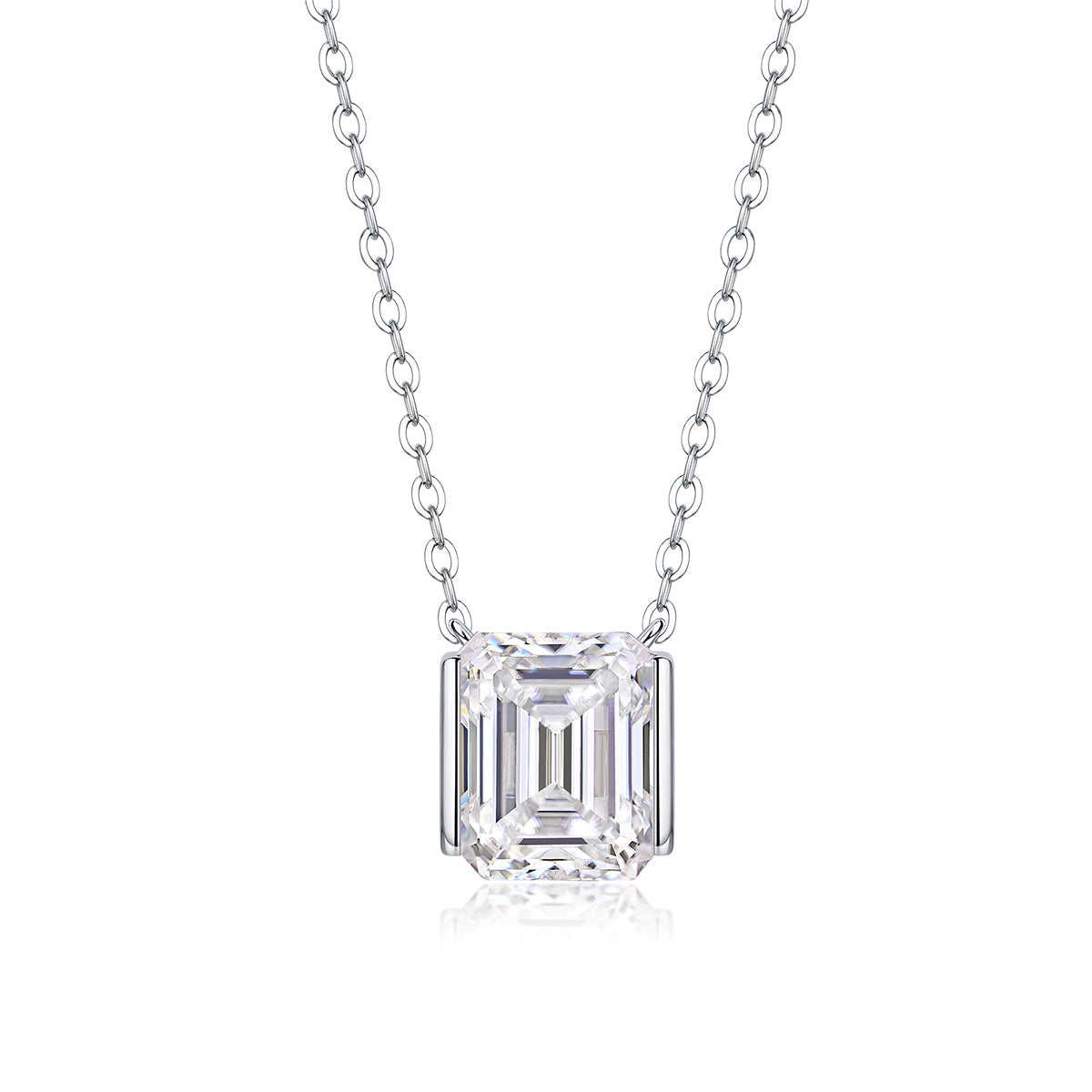 The Brilliance In A Small Space - A Fashionable Jewelry Pendant Set