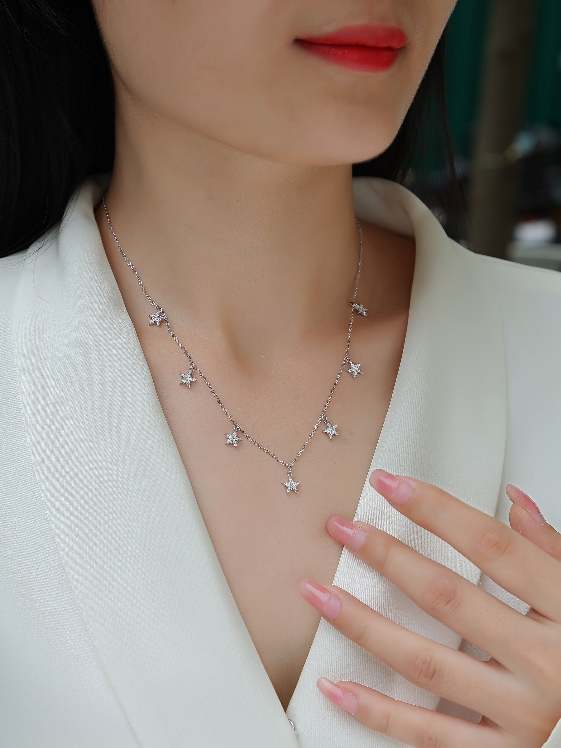 Star Love - A Fashionable And Luxurious Diamond Jewelry Pendant Set