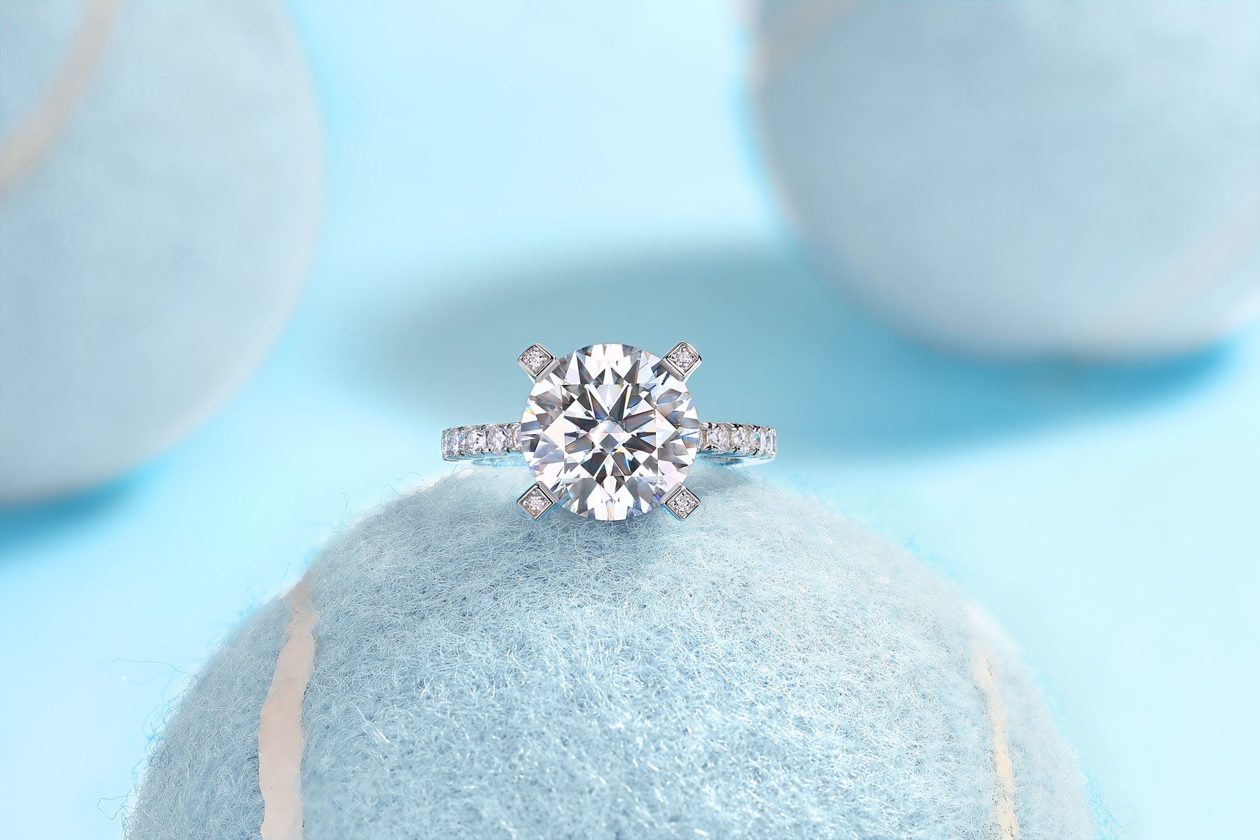Radiant - A Fashionable And Luxurious Jewelry Piece Set