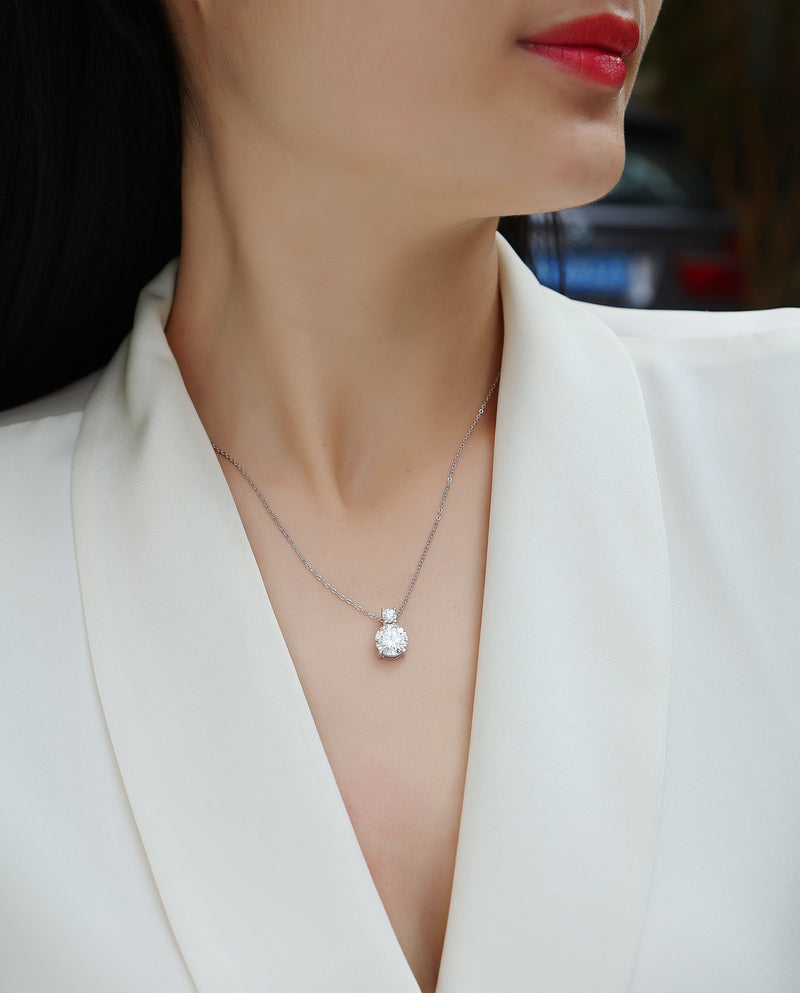Jazz Manor - A Fashionable And Luxurious Diamond Jewelry Piece Set